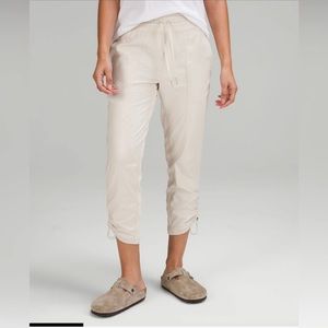 Lululemon cropped street to studio pants